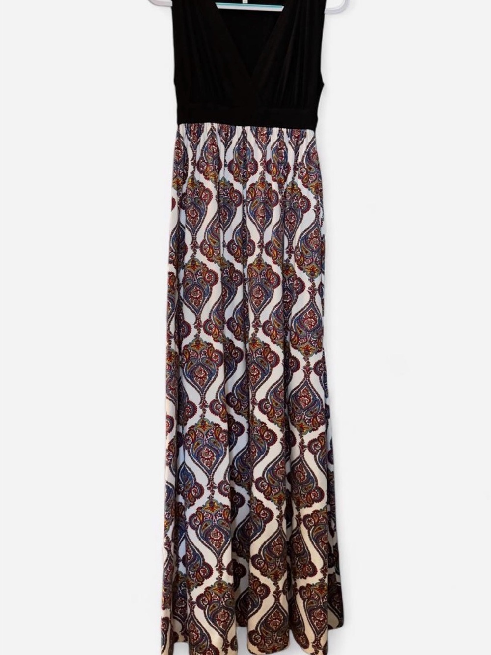 Large Maternity/Nursing Black and Cream Paisley Sleeveless Maxi Dress